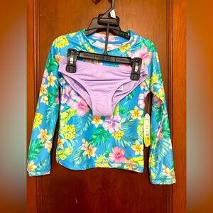 Girls 4-5t bathing suit long sleeve NWT